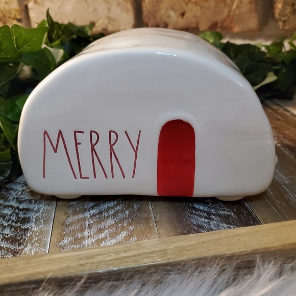 Rae Dunn MERRY Camper